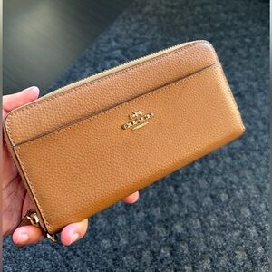 Coach Brown Leather Zip Wallet